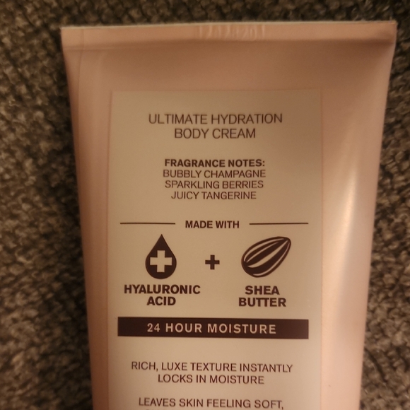 Bath & Body Works Champagne Toast Mist and Cream Set - Pink and Peach - Picture 4 of 4